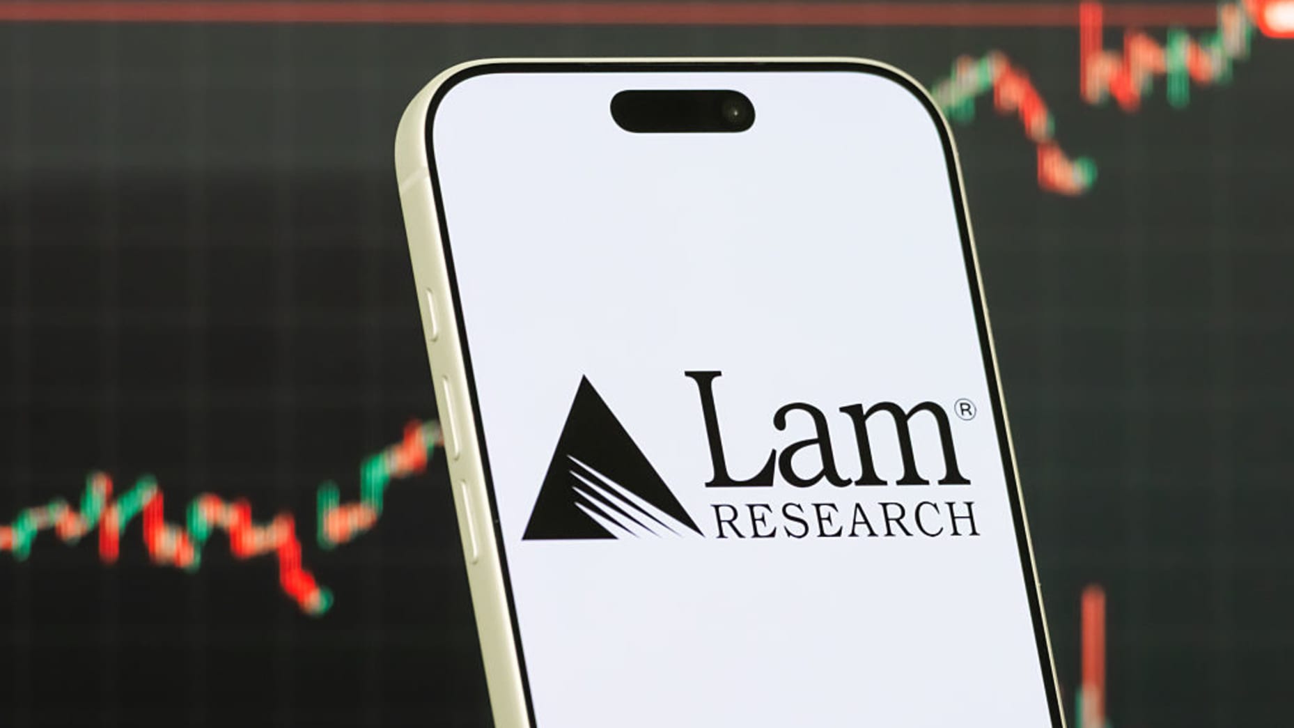 Top Wall Street analysts see robust growth potential in these 3 stocks